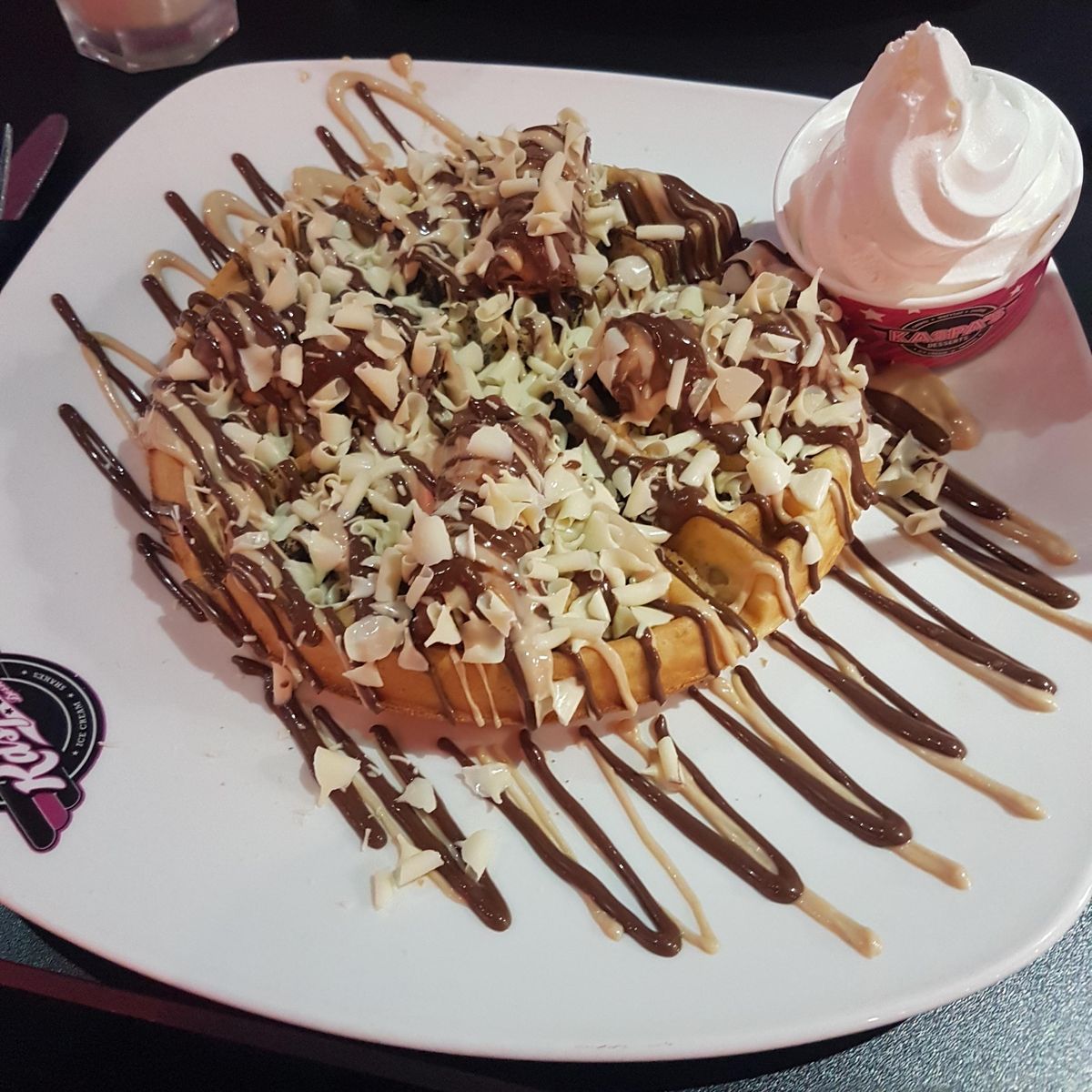 Kinder Bueno Special Waffles